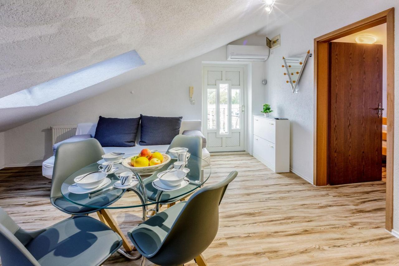Apartments Anita Novi Vinodolski Ngoại thất bức ảnh