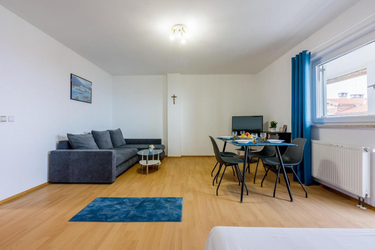 Apartments Anita Novi Vinodolski Ngoại thất bức ảnh