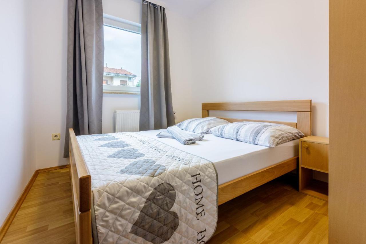 Apartments Anita Novi Vinodolski Ngoại thất bức ảnh